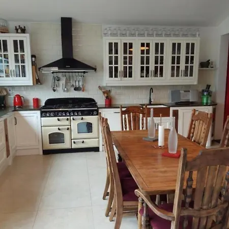 The Nore River House Penzion 3*